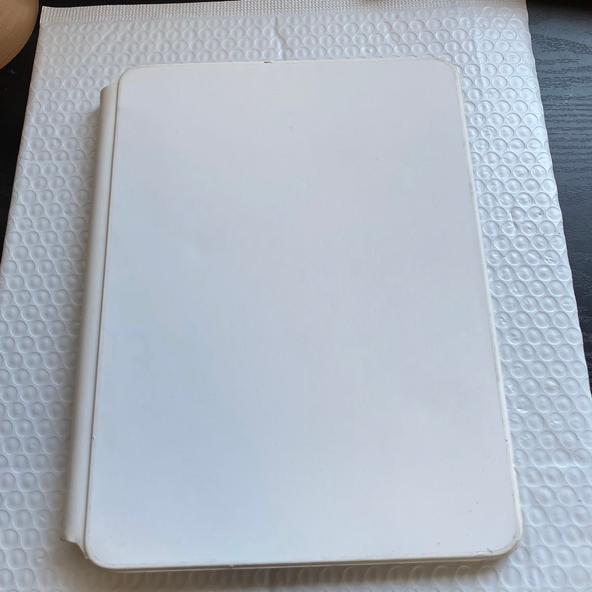 Apple iPad Pro11インチ　Magic keyboard 中古品