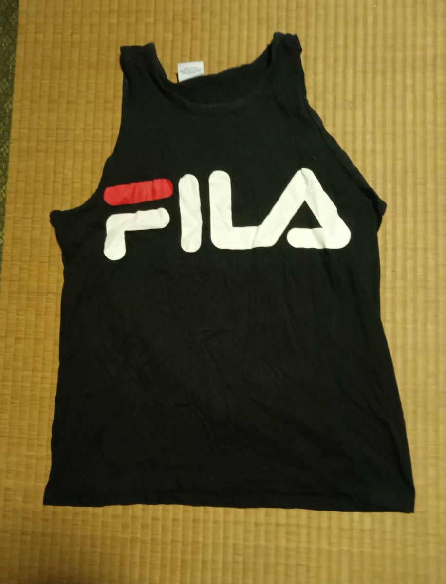 FILA タンクトップ Sサイズ