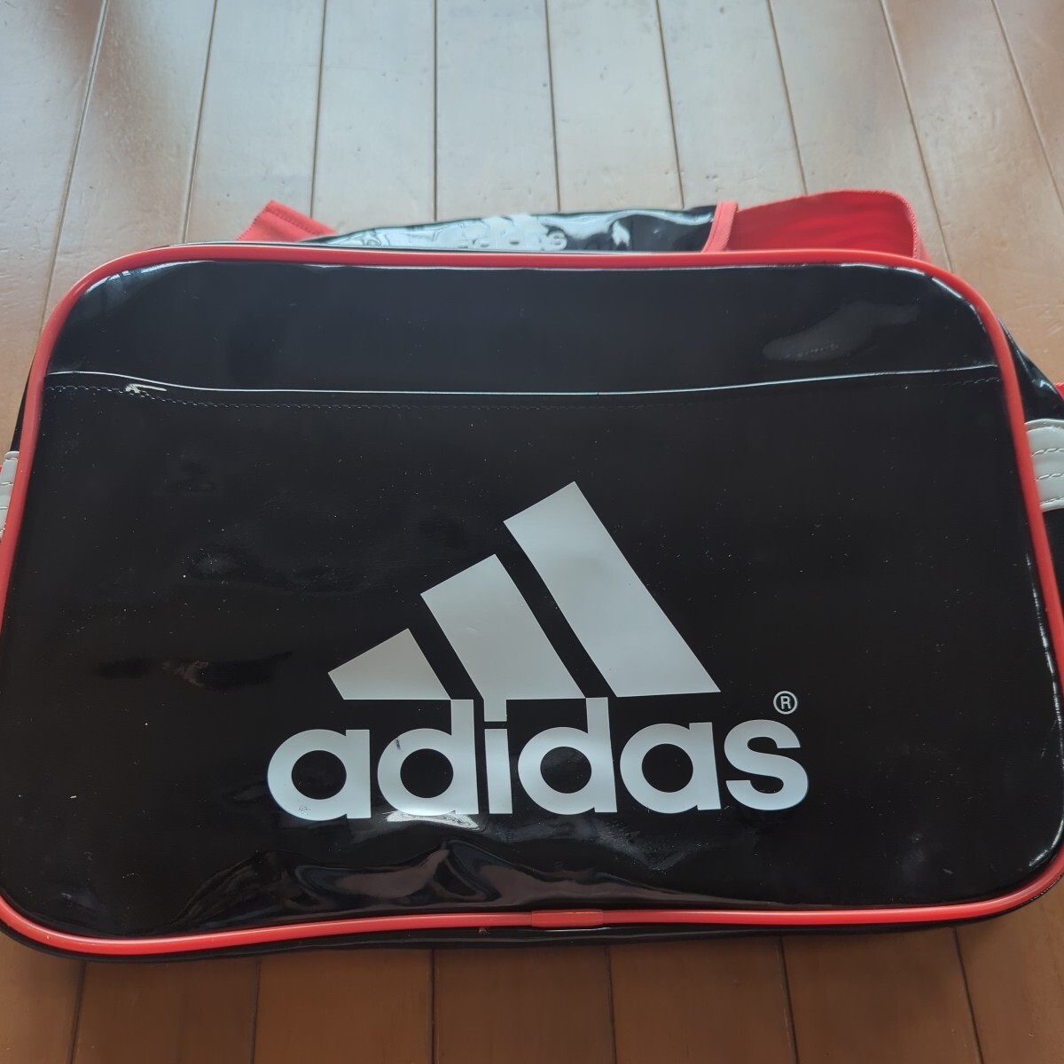  Adidas сумка на плечо эмаль сумка чёрный 