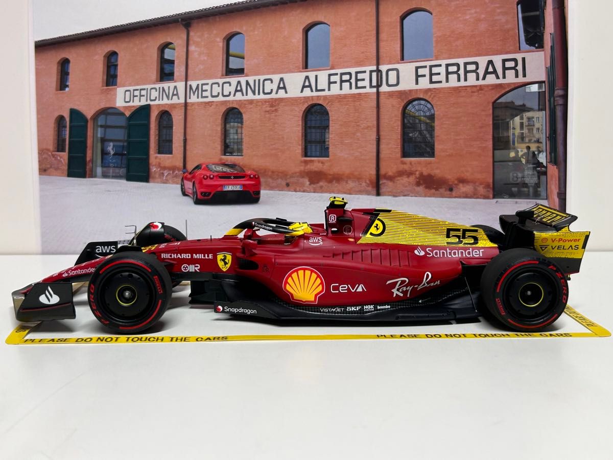 BBR 1/18 Ferrari F1-75 Monza GP #55 C.サインツ　フェラーリ　ミニカー