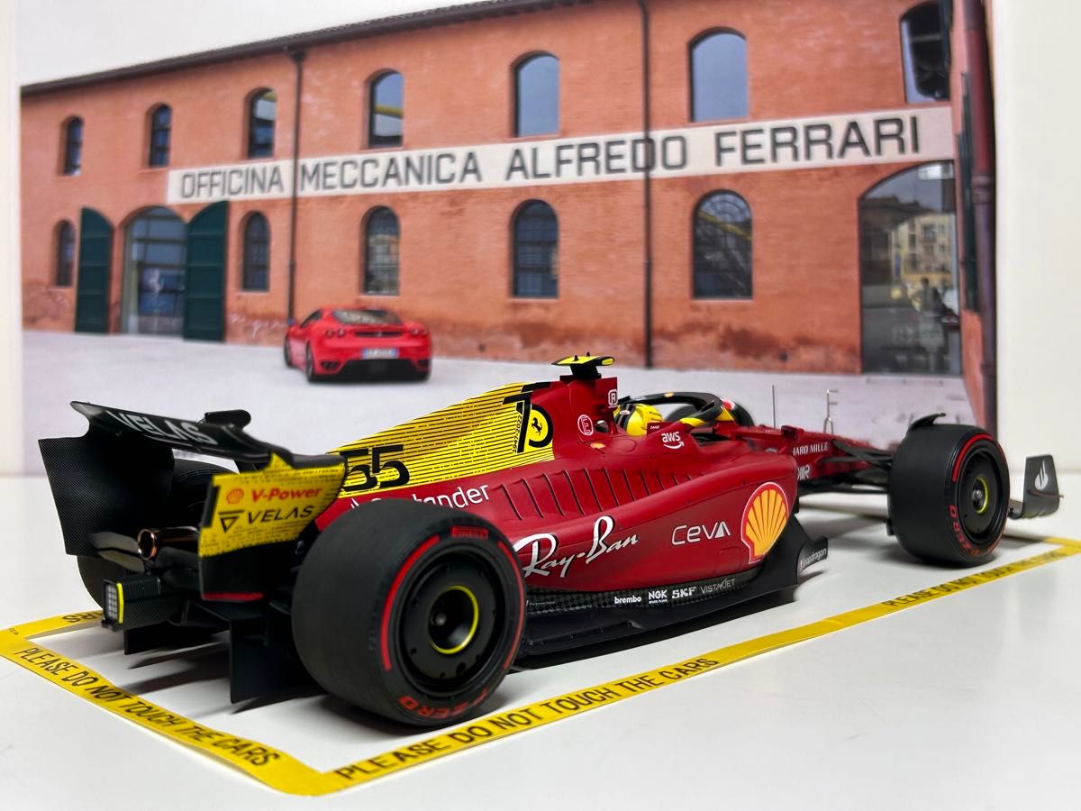 BBR 1/18 Ferrari F1-75 Monza GP #55 C.サインツ　フェラーリ　ミニカー