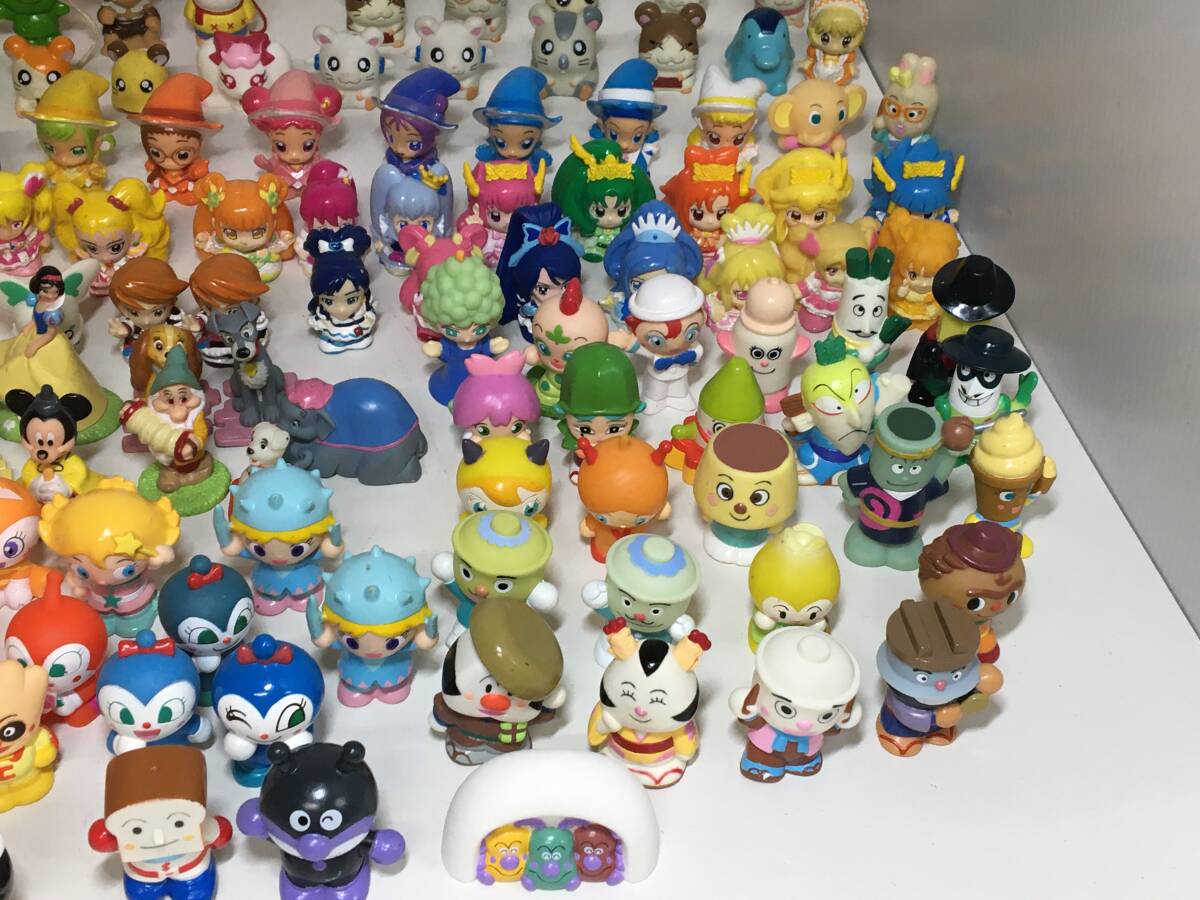 [ present condition goods ] finger doll large amount together set approximately 200 piece super Tottoko Hamutaro Anpanman Doraemon Precure Godzilla Ghibli Ultraman other 