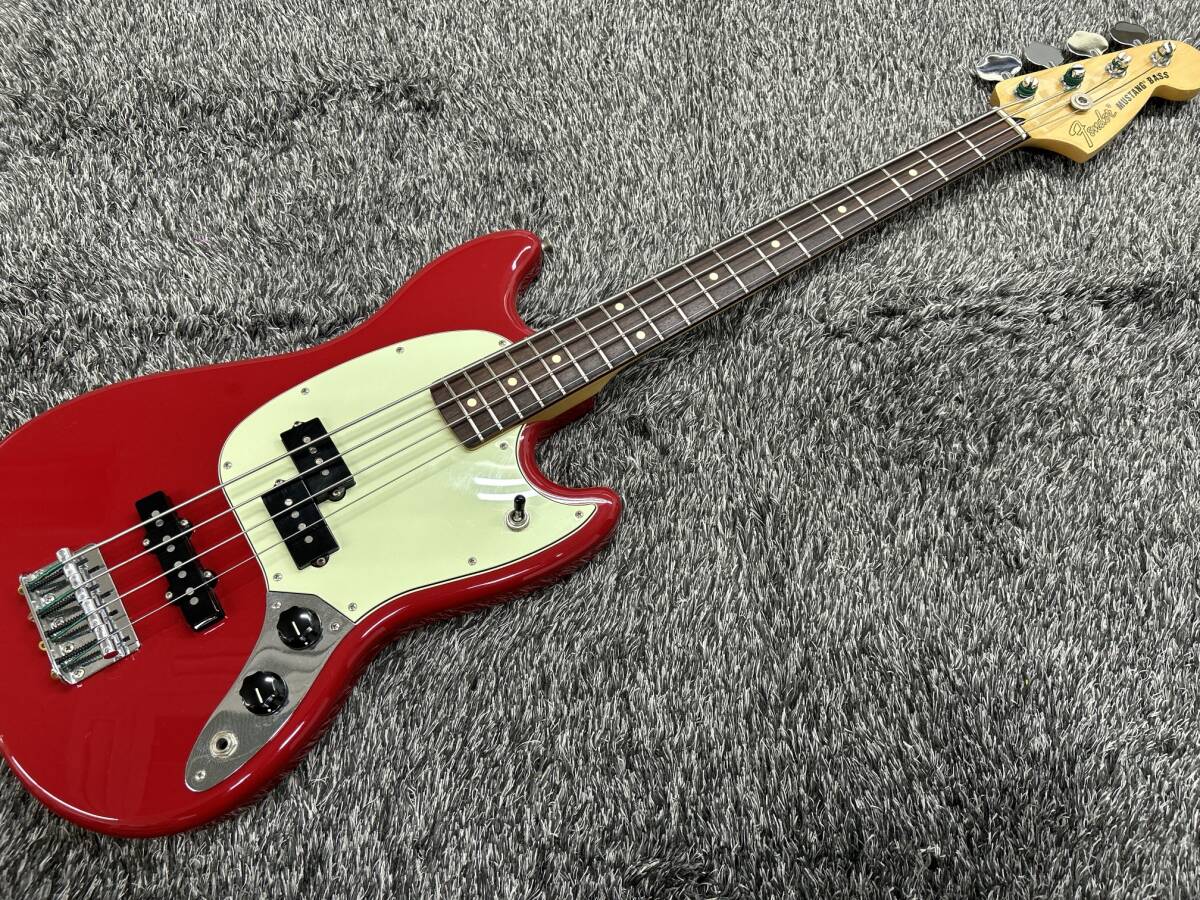 153-FS09 | Fender Mexico Mustang Bass