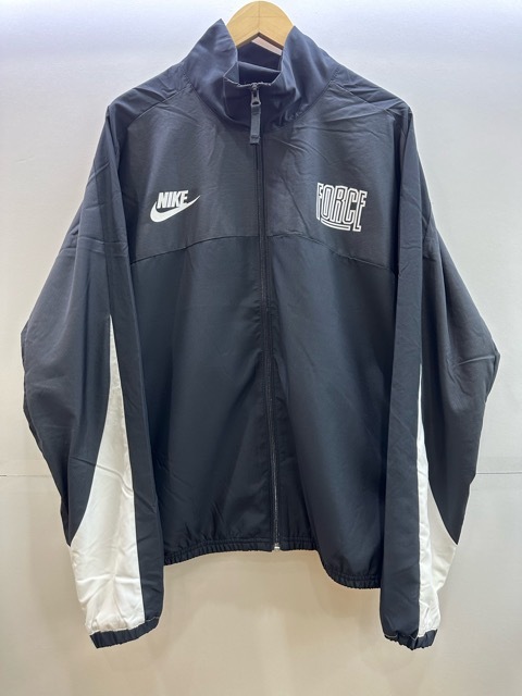 214-HK84) 中古 NIKE ナイキ ウーブンジャケット サイズM FB6981-010 ウインドブレーカージャケット START5 ブラック 黒 ロゴ _画像1