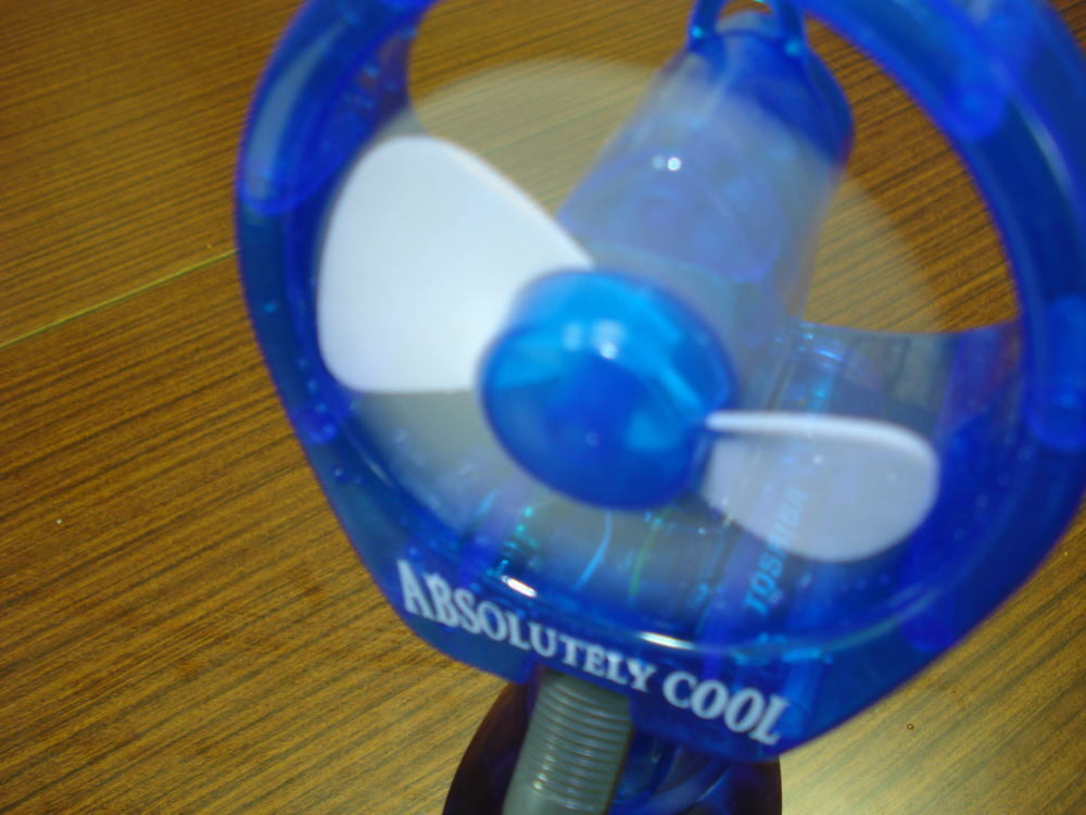 冷却ファンウォーターミスト・ミニハンドスプレー・ブルー（新品）送料無料_画像6