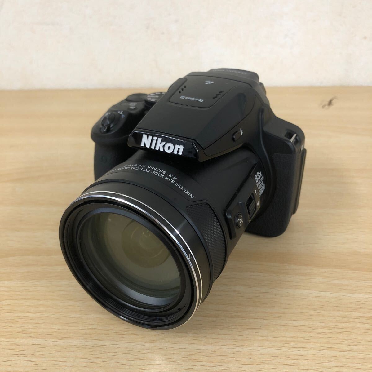 中古品 ニコン Nikon COOLPIX P900 クールピクス コンパクトデジタルカメラ バッテリー付き 充電器 本体・カメラ関連_画像2