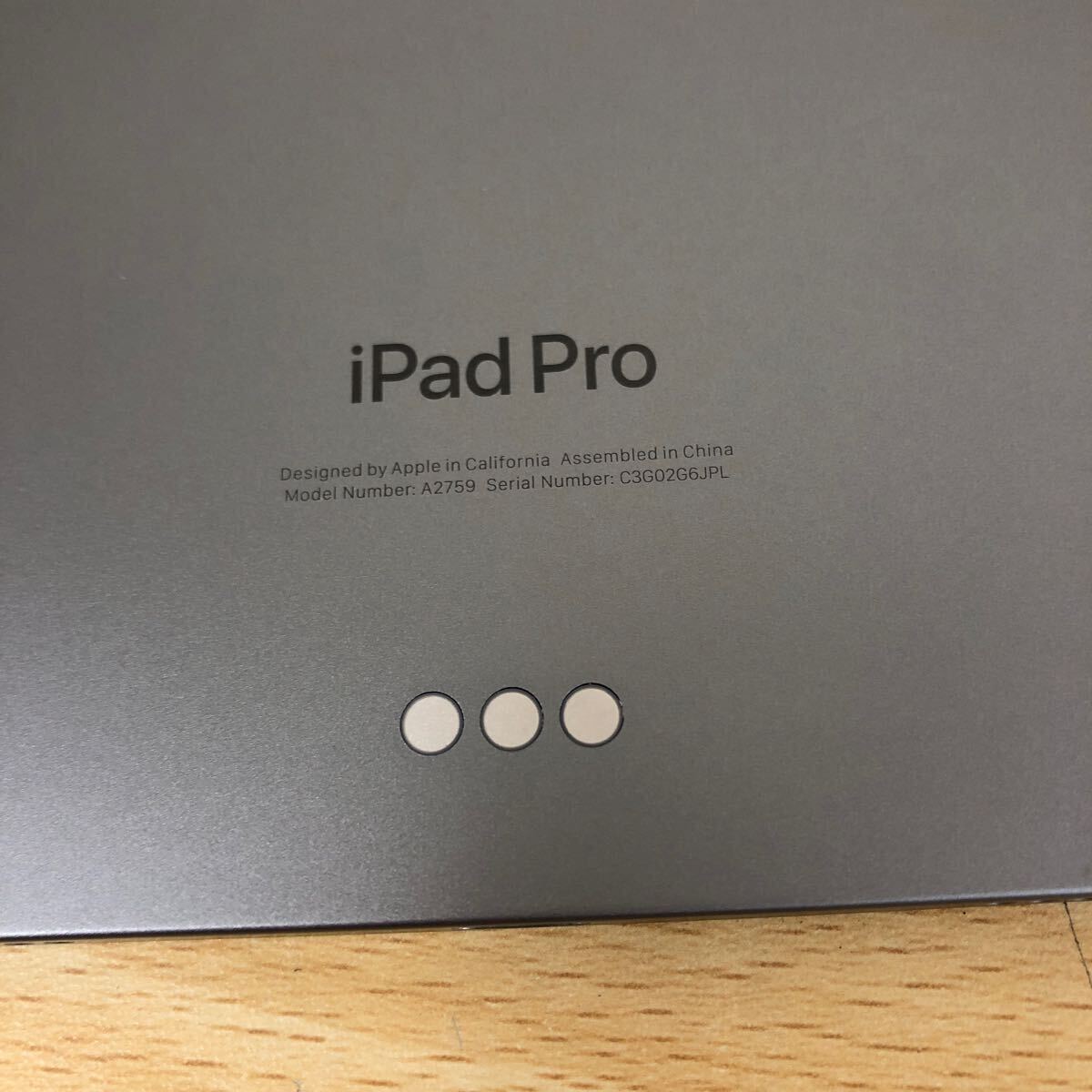 美品 タブレット Apple iPad Pro 11インチ 128GB スペースグレイ MNXD3J/A A2759 Wi-Fiモデル 本体のみ_画像4