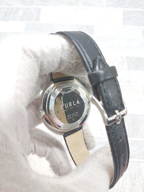 ◇ ◎ FURLA フルラ 稼働品 COSY SMALL SECONDS 腕時計 表記なし ブラック レディース P_画像4