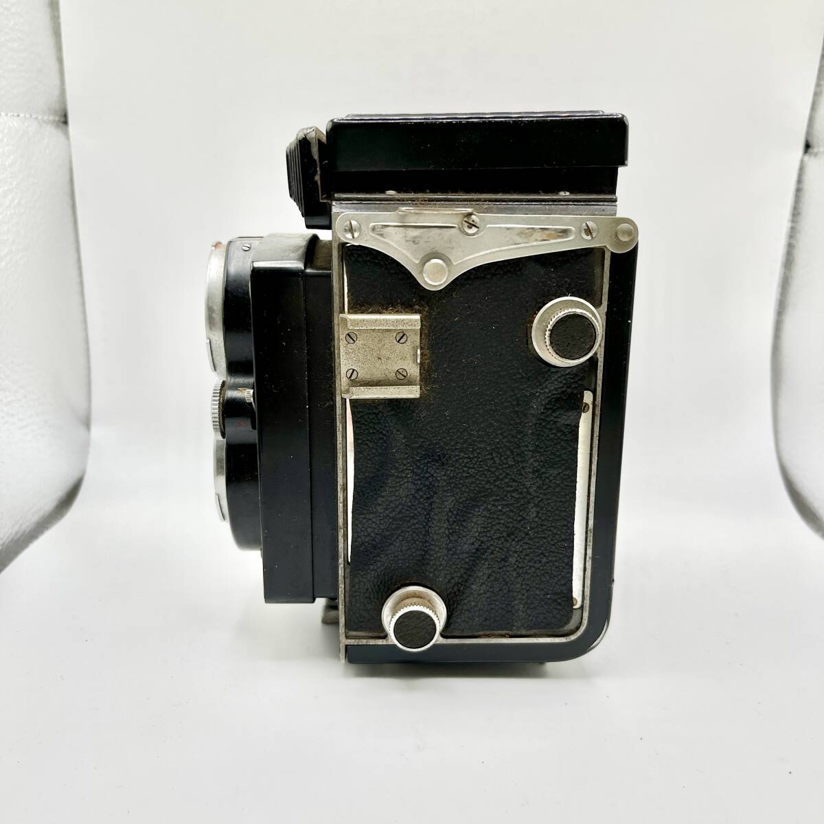 蘇さ(MOY39) 1円スタート！ Yashica flex ヤシカフレックス 二眼レフカメラ 1:3.5 80mm 昭和レトロ ケース付き 中古品 60サイズの画像4