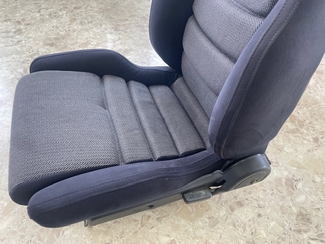  Savanna RX-7 FC3S более поздней модели, оригинальные сиденье сторона пассажира направляющие движения сидений имеется подлинная вещь хорошая вещь 