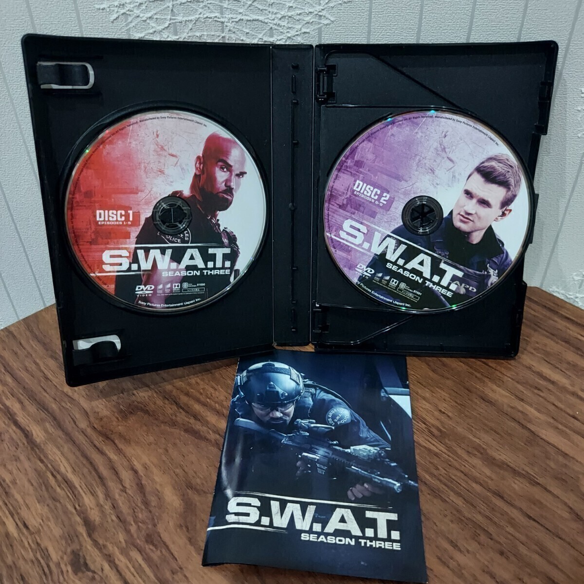 DVD ソフトシェル S.W.A.T. BOX スワット 映画 海外ドラマ 洋画 アクション 特殊部隊 シェマー・ムーア シーズン1 シーズン2 シーズン3