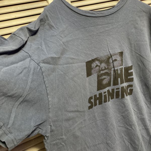 AGDI 1スタ 青 ムービー Tシャツ シャイニング SHINING ホラー 映画 90s 00s ビンテージ アメリカ 古着 ベール 卸 仕入れの画像3