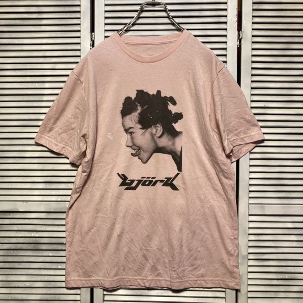 AGDG 1スタ ピンク バンド Tシャツ ビョーク bjork 女の子 90s 00s ビンテージ アメリカ 古着 ベール 卸 仕入れの画像1