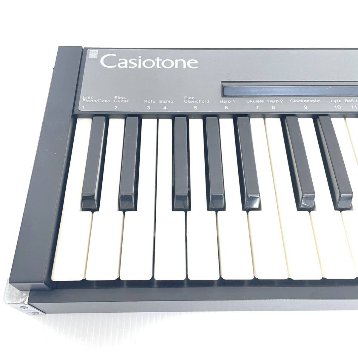  rare valuable first generation Casio tone 201 CASIOTONE keyboard synthesizer complete operation goods 49 keyboard Showa Retro gachi retro free shipping 