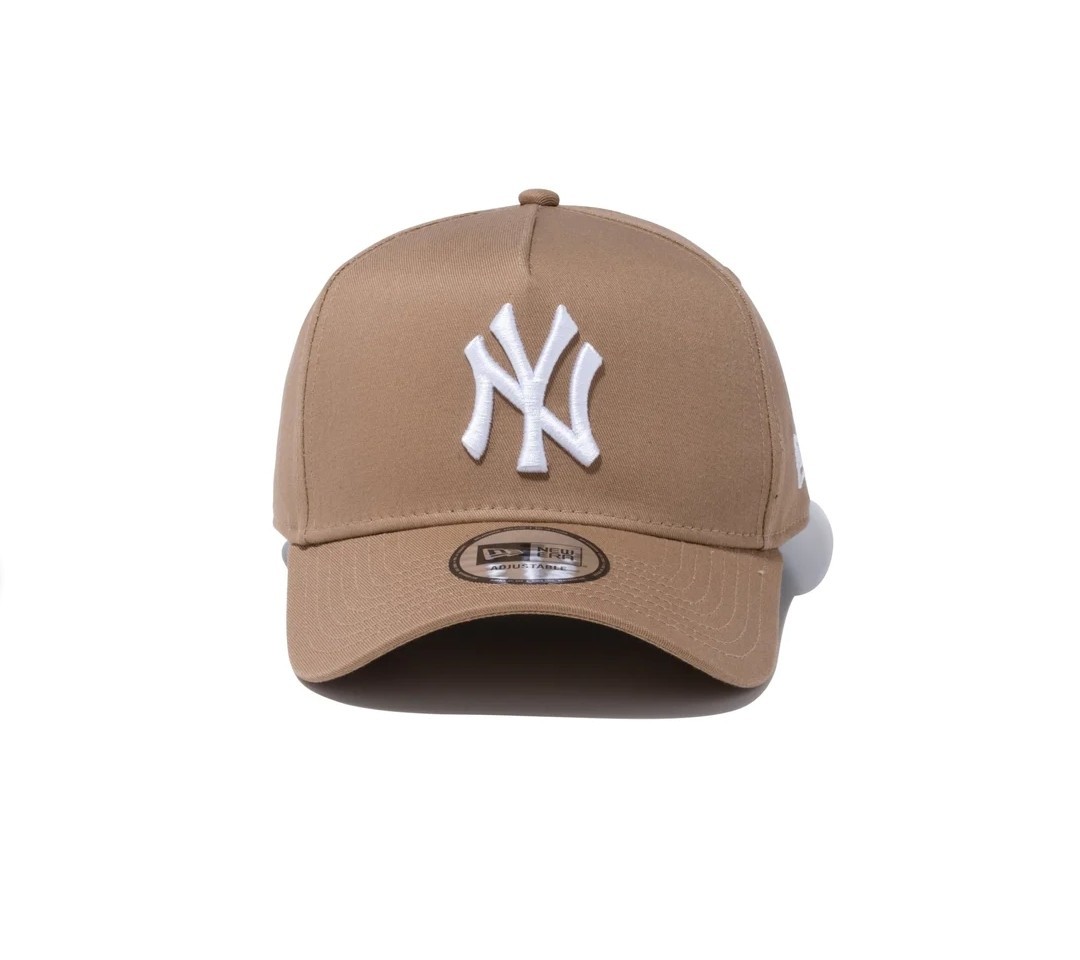 新品未使用NEW ERA　9FORTY A-Frame ニューヨークヤンキース　カーキ 帽子