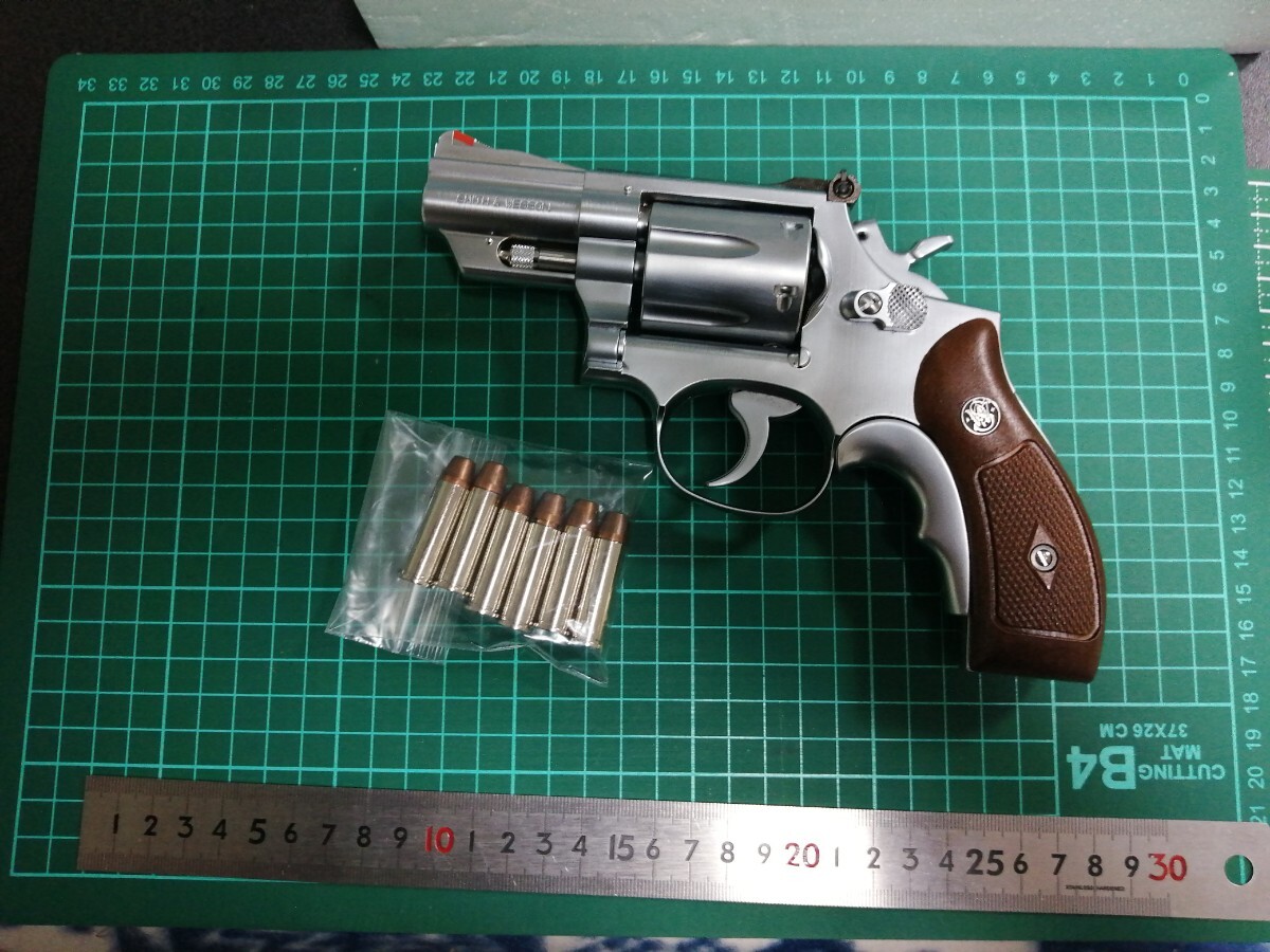 c-18　モデルガン 　コクサイ　S&W　M66 未発火　カートリッジ　付き　インサート横　　動作確認OK 重さ　349g_画像2