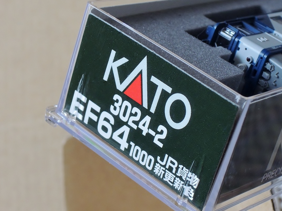 KATO 3024-2 EF64 1000 ＪＲ貨物新更新色_画像4