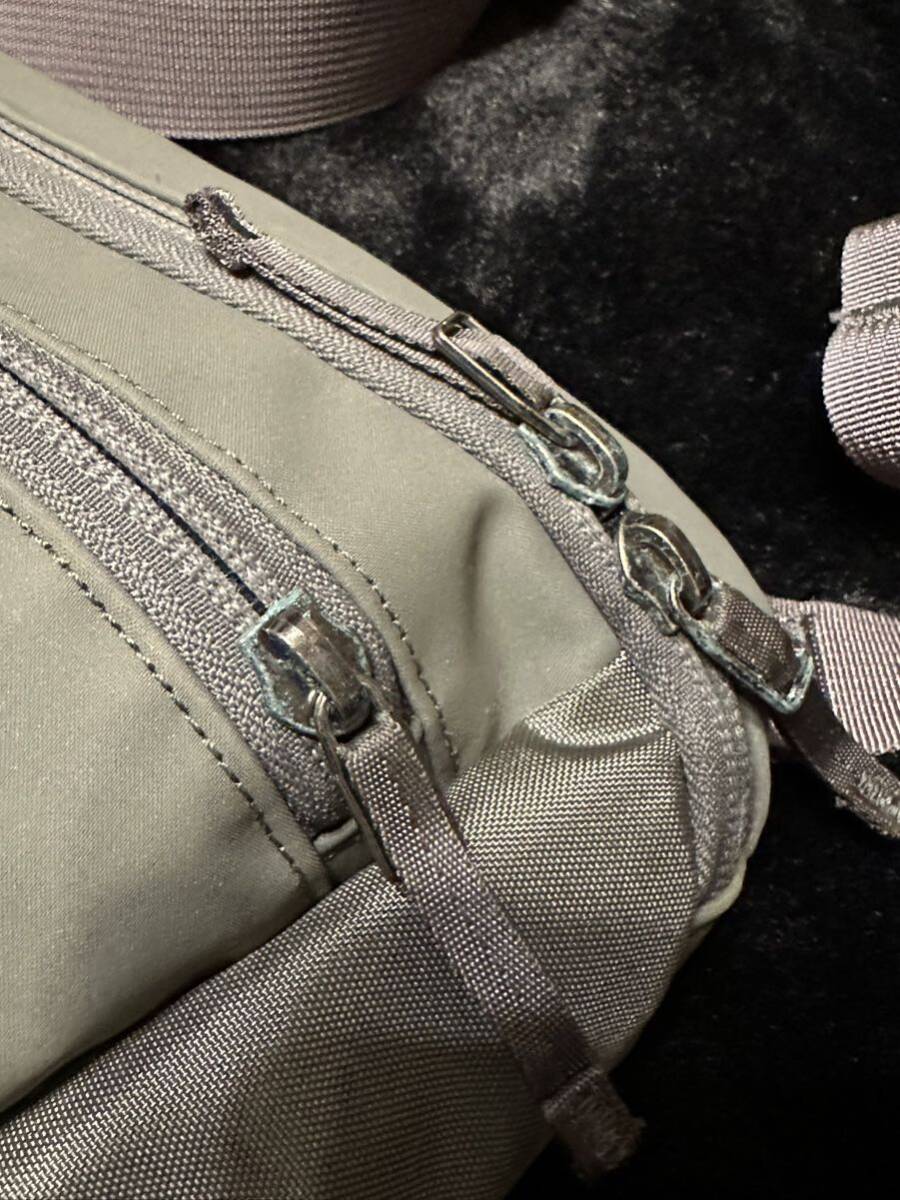 2021年製【arc'teryx × BEAMS 別注 ARRO SHOULDER BAG “Satellite“ アークテリクス ショルダー】mantis palace alpha beta oshmans_画像6