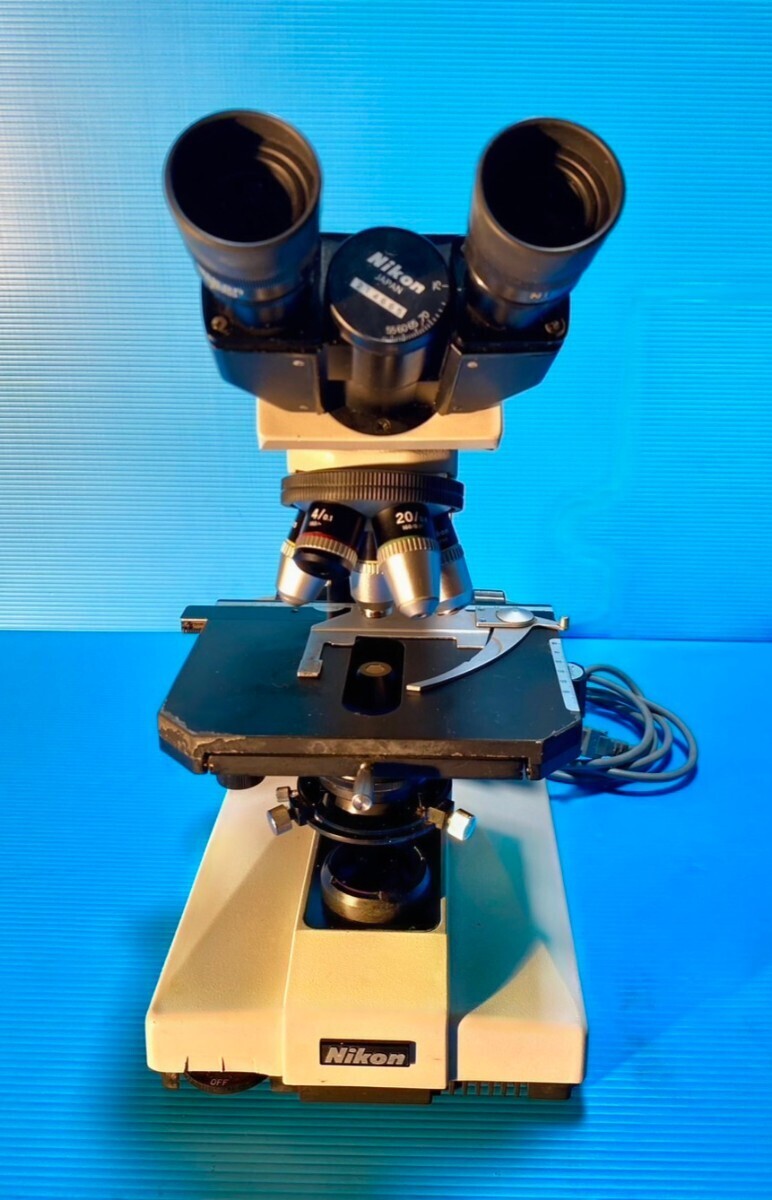 F720 ★Nikon LABOPHOT ニコン ラボフォト 双眼生物顕微鏡 ジャンク品_画像1