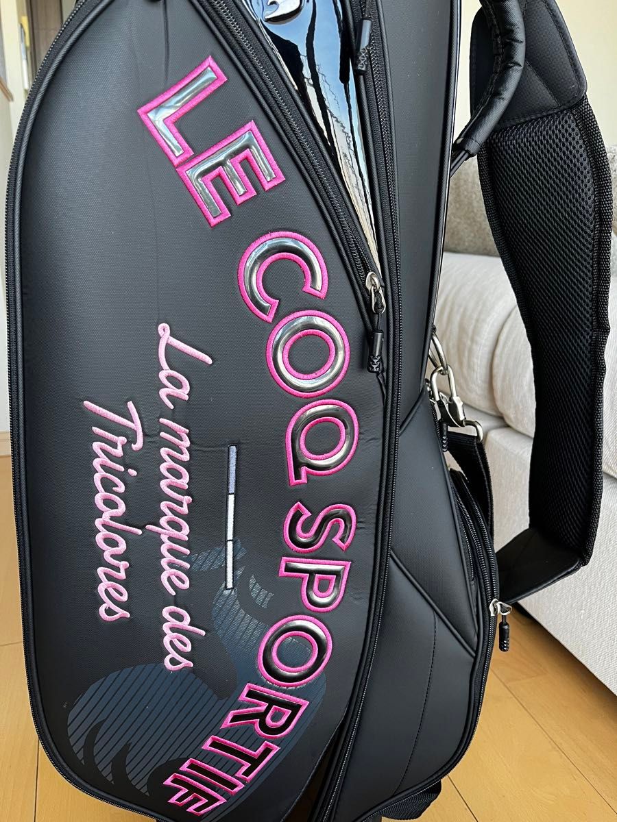 超美品ルコックスポルティフ ゴルフ　女性用レディース 軽量仕様　キャディバッグ　2021年モデル　キャディーバック　le coq