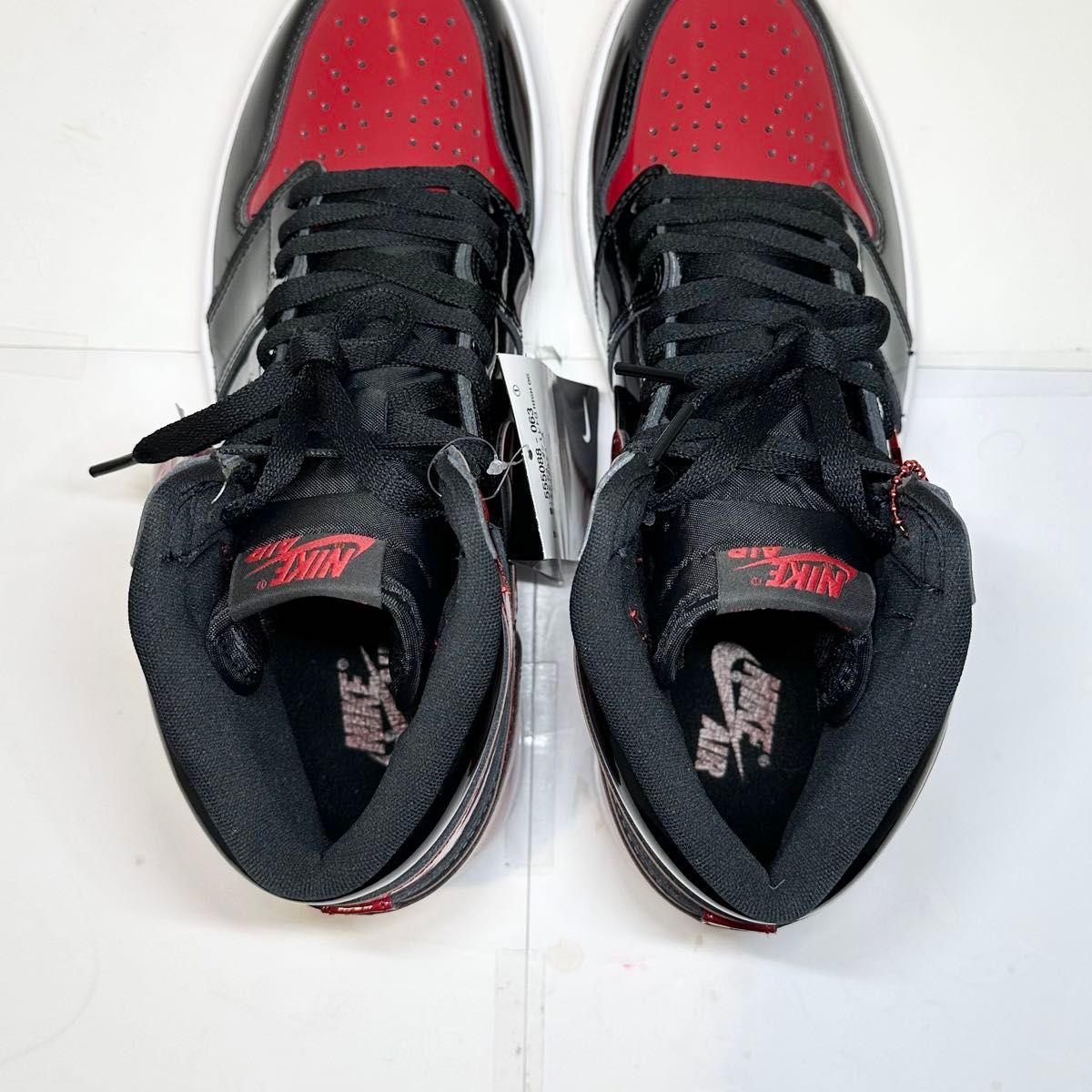 新品未使用★NIKE★AirJordan1/エアジョーダン1★パテントブレッド★黒赤★555088-063★黒タグ&箱付★28.5