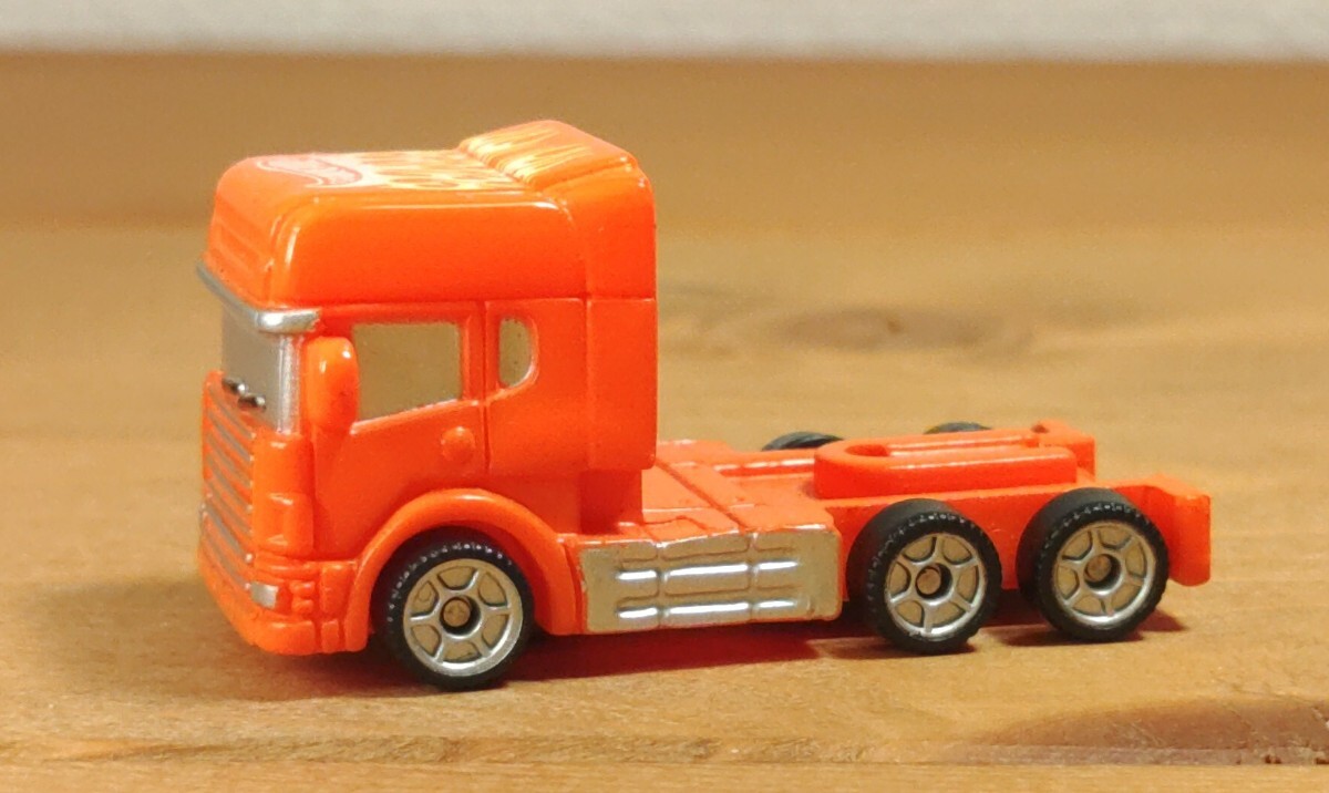 ホットウィール hot wheels スカニア Scania ミニカー バルクオマケ品 全長約4.2cm 幅約2cm ミニサイズの画像3