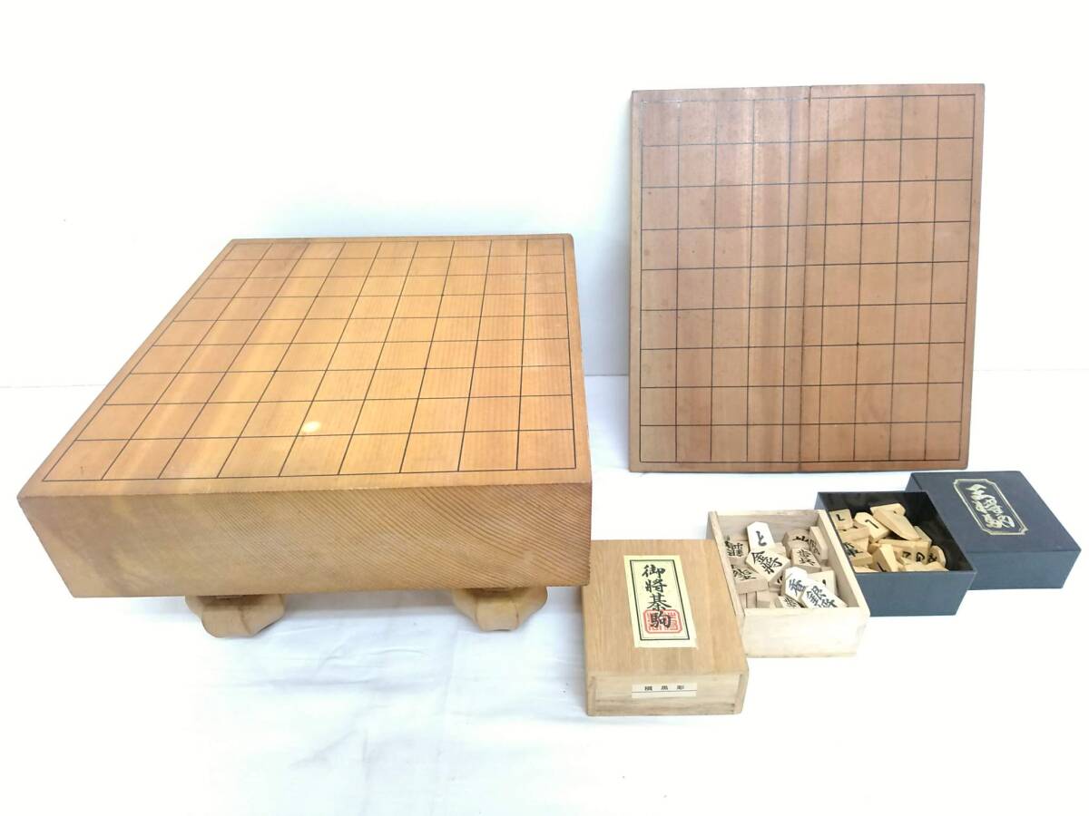 【USED品】将棋盤 将棋駒 おまとめセット/梔子脚/へそ付き/血だまり/槇黒彫/ボードゲーム/将棋用品/盤上遊戯/盤上ゲーム/124-RHS78_画像1