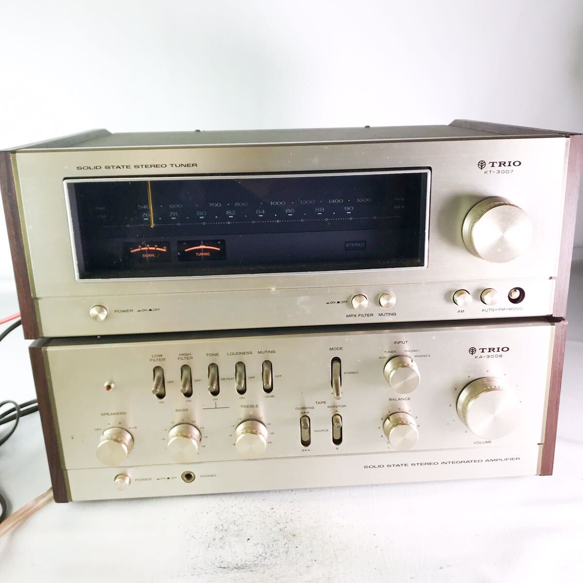 【☆TRIO トリオ☆】 KA-3006 プリメインアンプ / KT-3007 AM/FMステレオチューナー ☆中古☆ 通電確認のみ 現状品_画像1