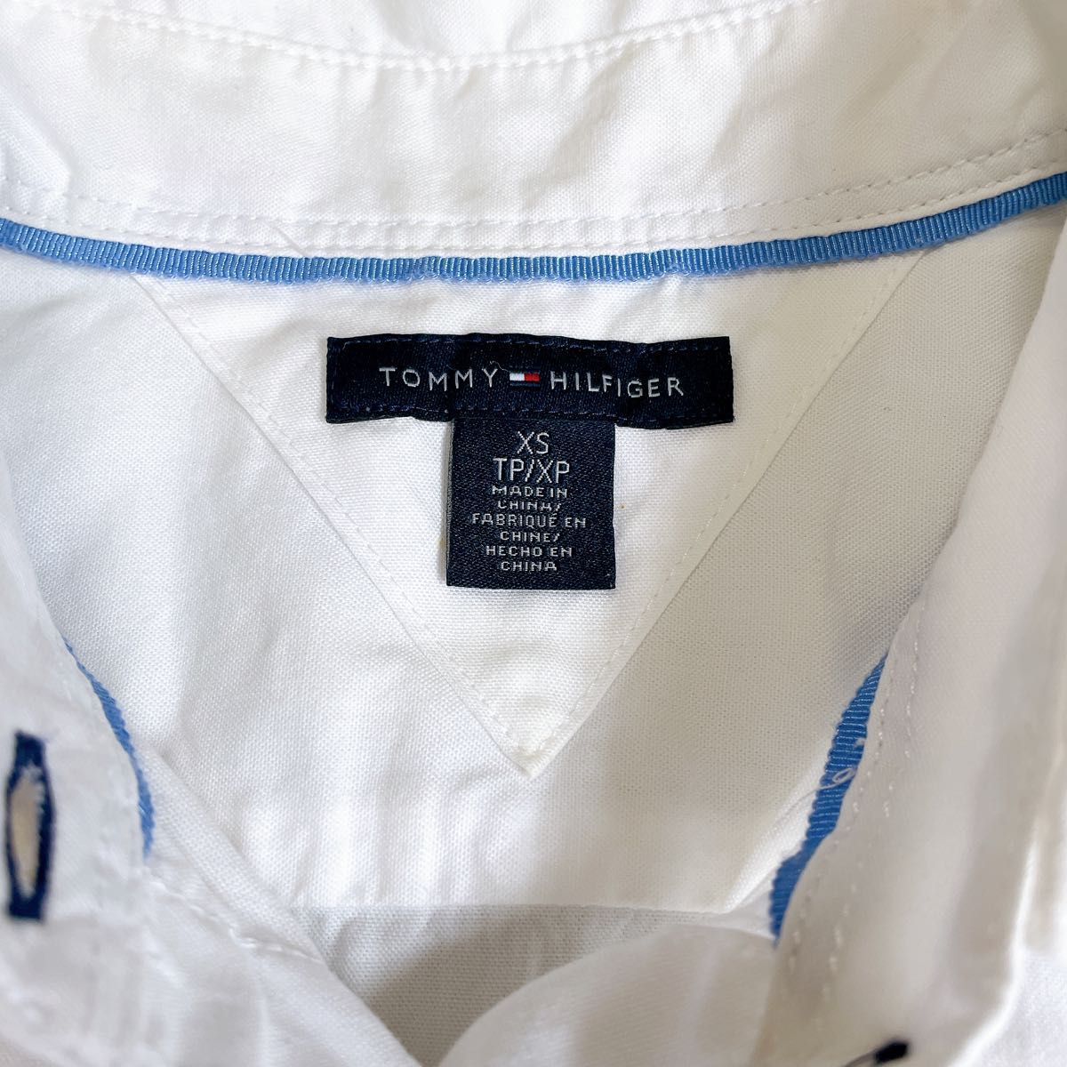 トミーヒルフィガー XS白 ロゴマーク刺繍 半袖 シャツ 春 夏　《363》