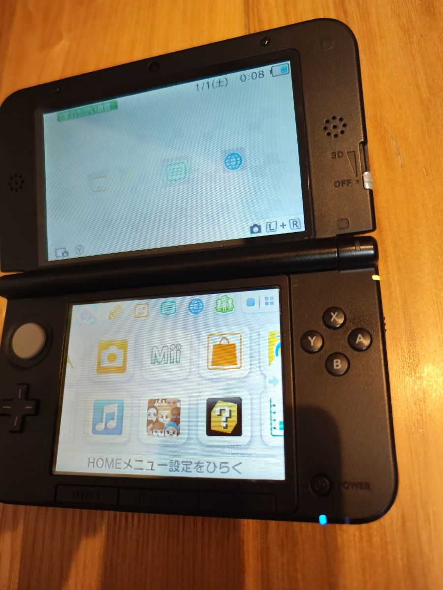 ニンテンドー　3DSLL　本体　 レッド×ブラック