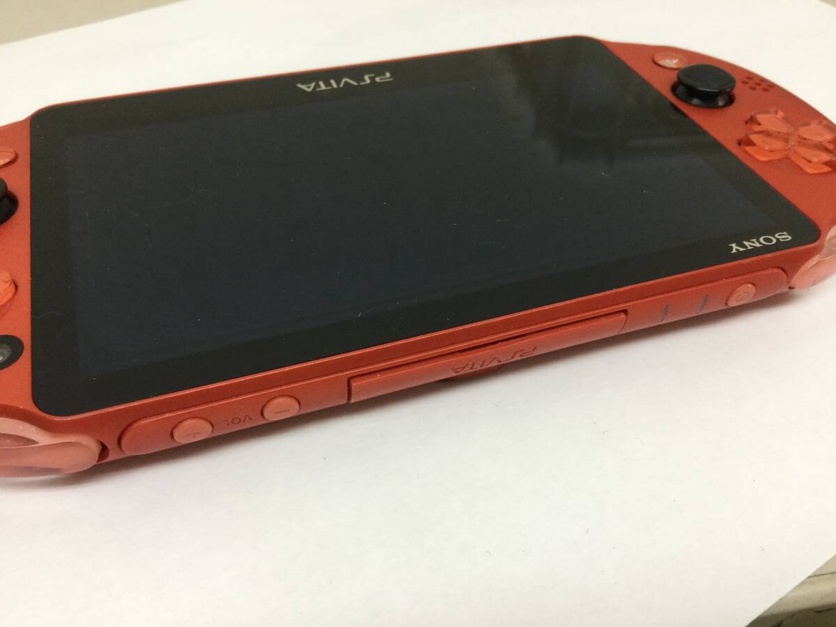 PlayStation Vita PCH-2000 Wi-Fiモデル PS VITA ソニー メタリック・レッド 初期化済み_画像5