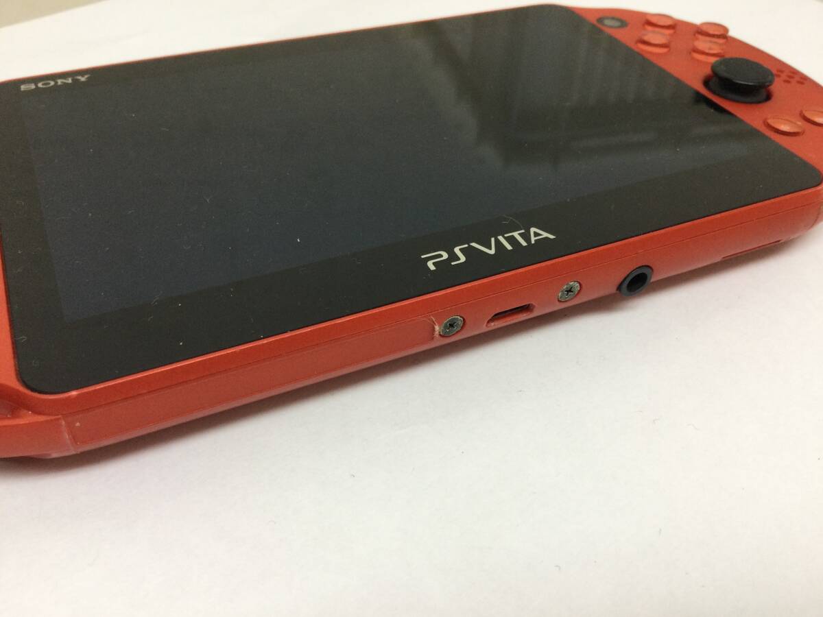 PlayStation Vita PCH-2000 Wi-Fiモデル PS VITA ソニー メタリック・レッド 初期化済み_画像4