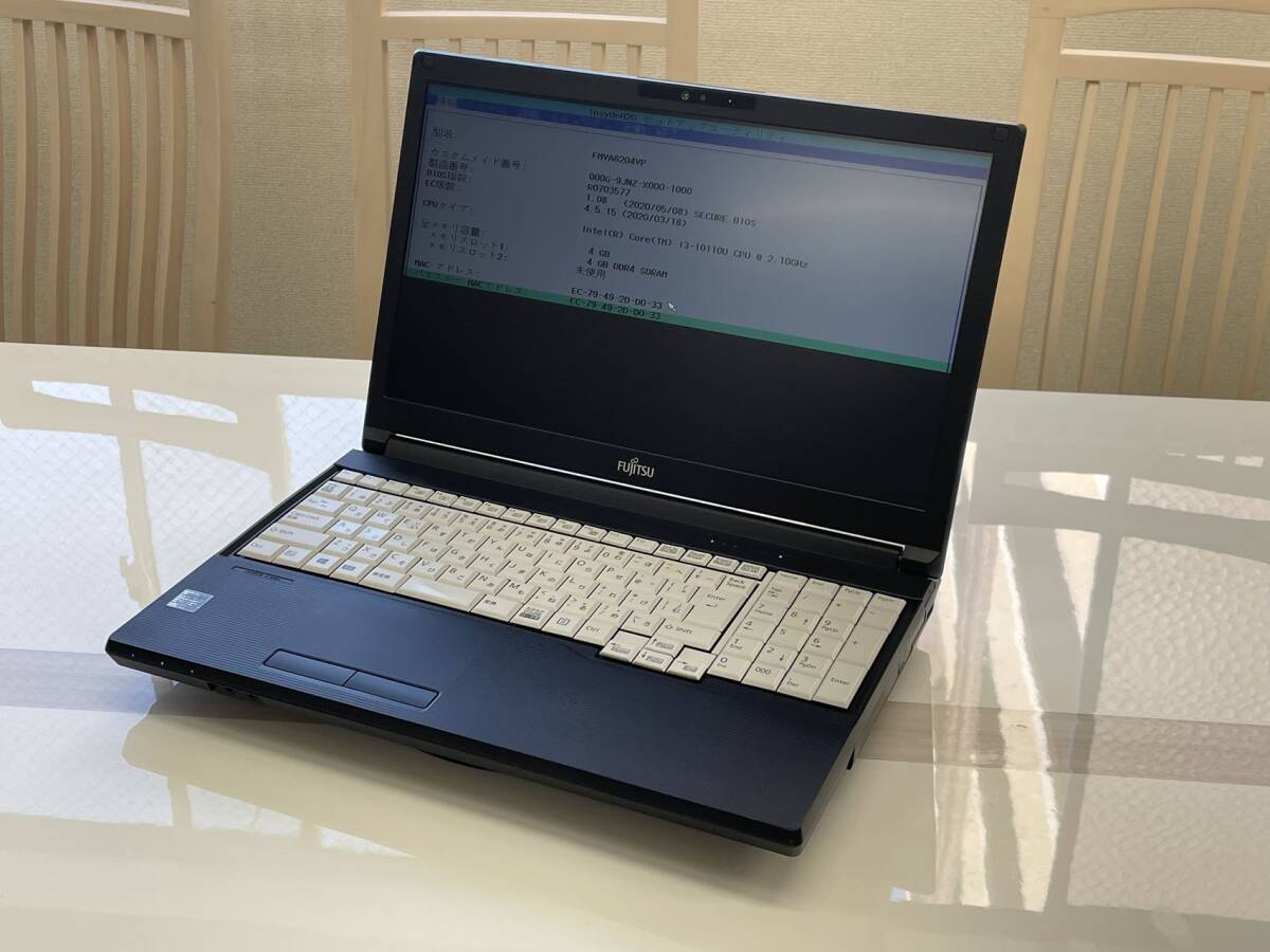 ■ジャンク品 FUJITSU /LIFEBOOK A5510/ Corei3-10110U■■_画像1