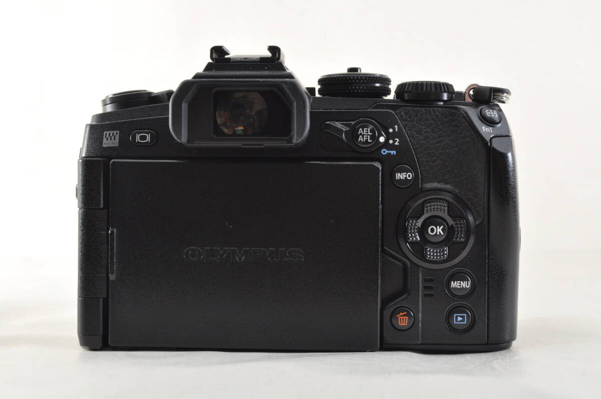 ★実用良品★OLYMPUS オリンパス OM-D E-M1 Mark II ボディの画像4