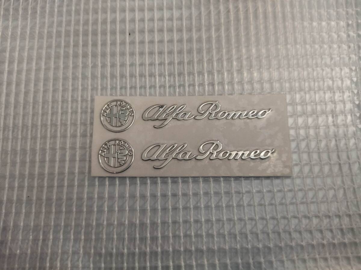 【送料込】Alfa Romeo(アルファロメオ) ステッカー 2枚組 縦1cm×横4.8cm　_画像1