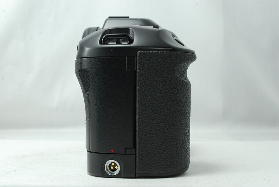 Canon EOS-1 35mm SLR Film Camera Body Only SN172368の画像3