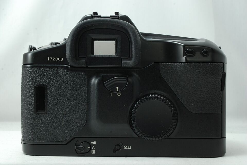 Canon EOS-1 35mm SLR Film Camera Body Only SN172368の画像4