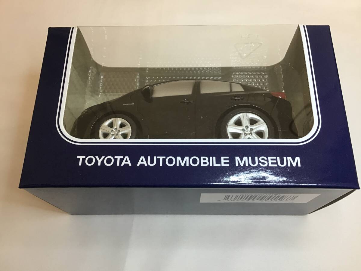 新品 トヨタ博物館 プリウス 2015 黒 ブラック オリジナルプルバックカー パルック ミニカー TOYOTA PRIUS_画像2