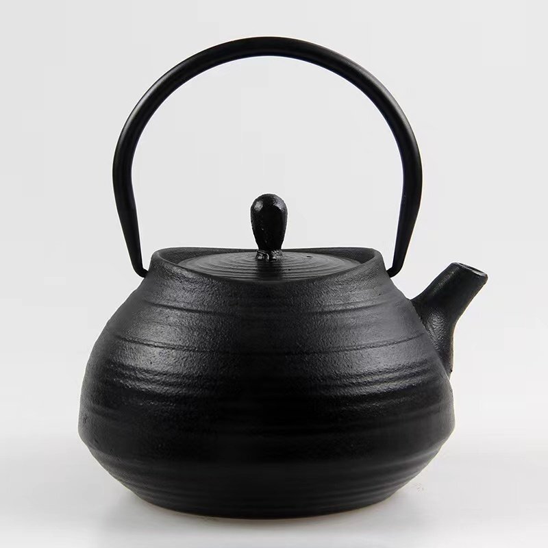 希少新品！茶壺 手彫り鉄壺 鉄やかん 鉄分補給 茶道具 1.2Lの画像3