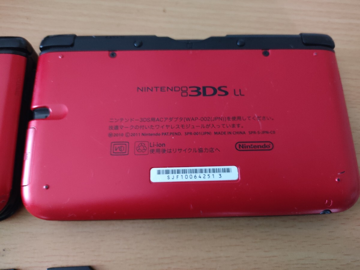 Nintendo 3DSLL 2台 通電確認済 やや訳ありの画像5