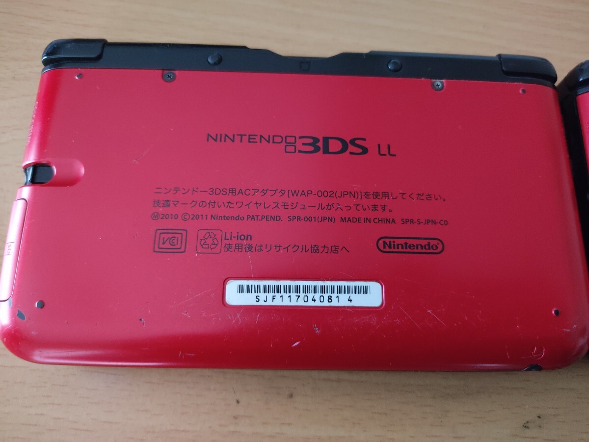 Nintendo 3DSLL 2台 通電確認済 やや訳ありの画像4
