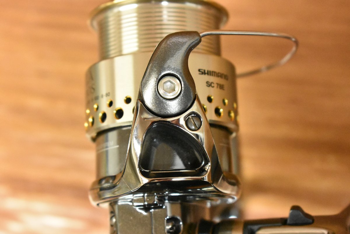 【人気モデル★】シマノ 01 ステラ FW2500S ダブルハンドル SHIMANO STELLA スピニングリール エギング ライトゲーム 等に（CKN_O1）_画像4