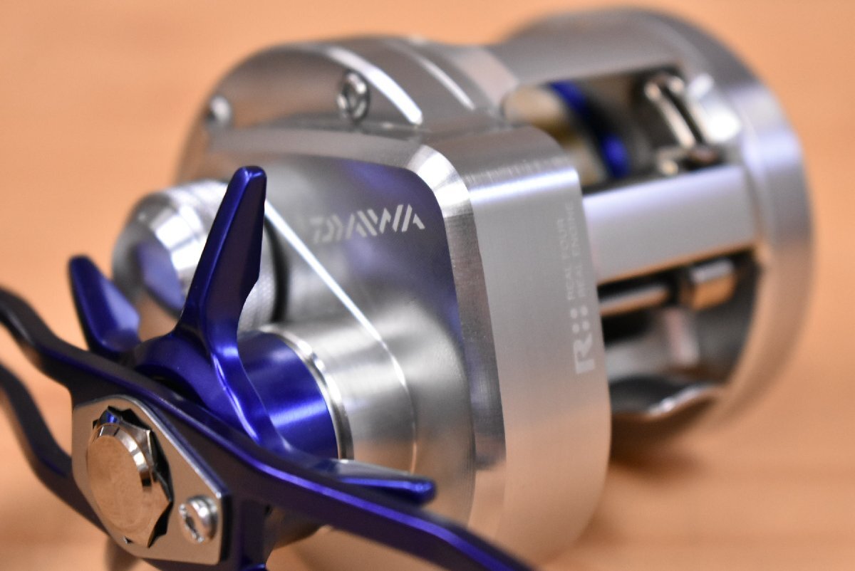 [ beautiful goods * popular model ] Daiwa 10 Ryouga BJ C1012PE-HW right steering wheel custom DAIWA RYOGA bait reel off shore jigging (KKR_O1)