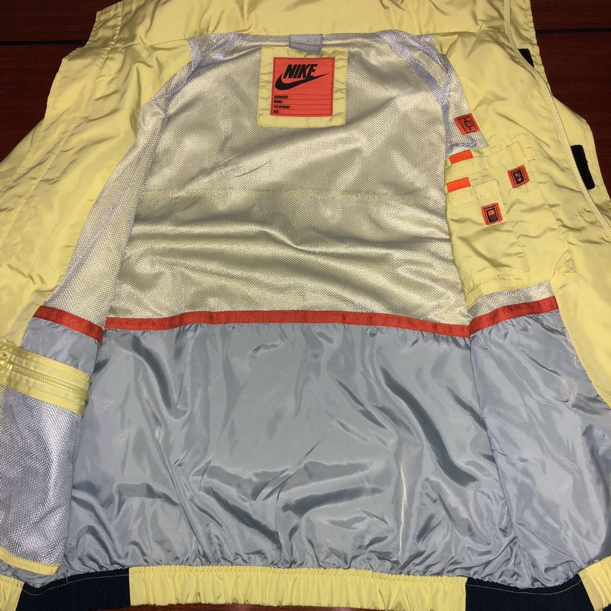 ナイキ／NIKE　140㎝　ジャンパー　ブルゾン　防寒　暴風(fēng)雨　ジャケット　中古　黃色　イエロー　フード収納可