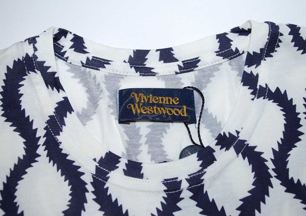新品 XS ヴィヴィアンウエストウッド スクイグル Tシャツ 新品 XS ヴィヴィアンウエストウッド スクイグル Tシャツ