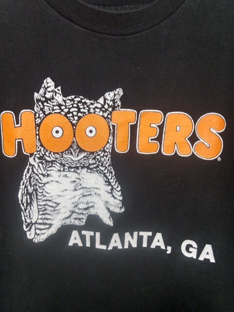 ヴィンテージ　vtg 90's~ HOOTERS 両面プリント　Tシャツ　シングル　XL USA製　ヘインズBeefy-T_画像2