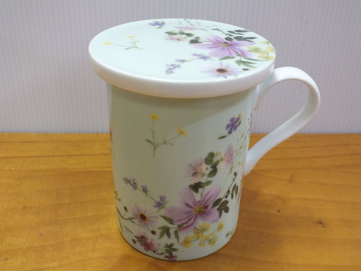 Fine Bone China フタ付きマグカップ　_画像2