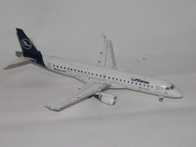 1/144 ルフトハンザドイツ航空 エンブラエル ERJ190 完成品の画像6