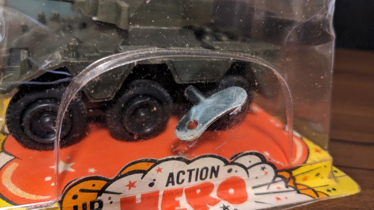 【当時物】昭和レトロ　玩具　おもちゃ　ぜんまい　戦車　海外製　未開封品　2種セット　WIND-UP ACTION HERO　車 