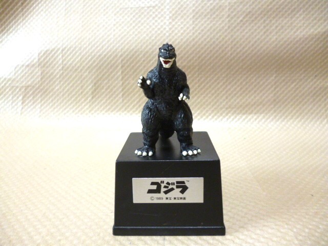 ゴジラ フィギュア 東宝 大怪獣 リアルフィギュアコレクション リアルタイプ バンプレスト 1998 U_画像1